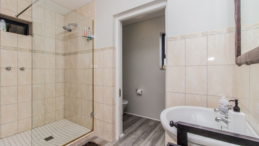 3 Bedroom Property for Sale in Birkenhead Western Cape